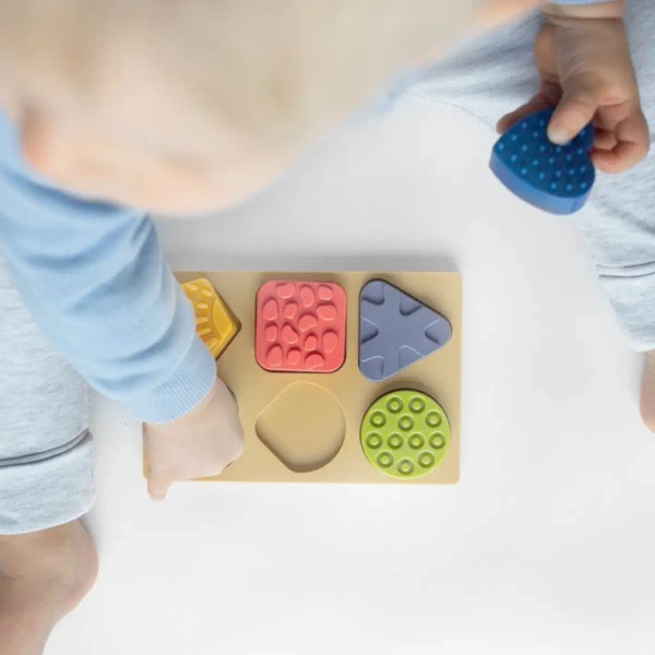 Sensoryczne puzzle kształty kontrastowe – Mom's Care 6m+