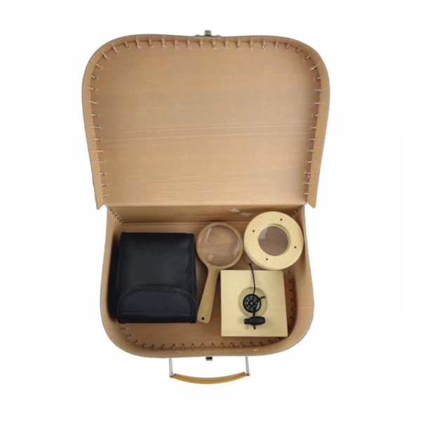 EGMONT Little Explorer's Suitcase