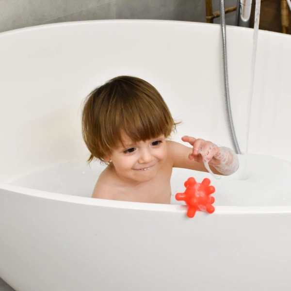 Sensoryczne piłeczki Sensorky zestaw 5 sztuk 6m+ Mom's Care