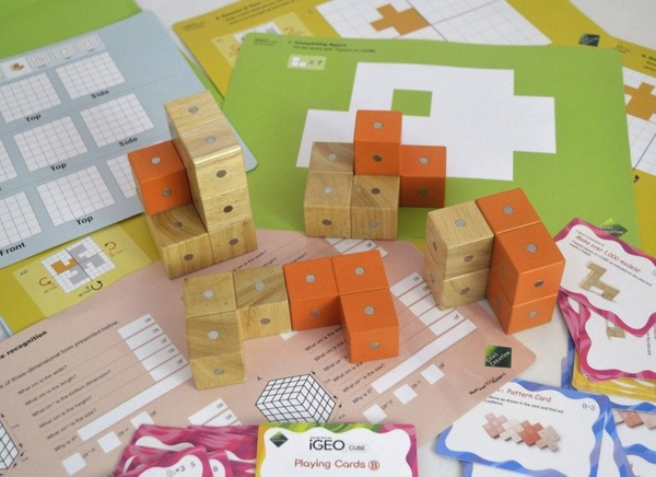 Klocki drewniane magnetyczne - IGEO CUBE 9 el.