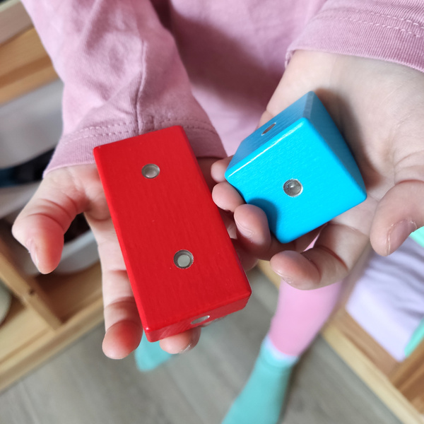 Klocki WABI 80 el. z Dynamic Magnet® – drewniane magnetyczne 3+