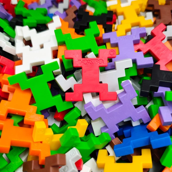 Klocki konstrukcyjne Incastro Box 500 elementów w dużym pudełku 4+