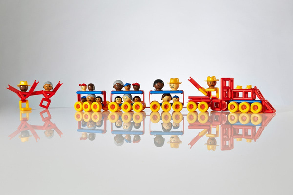 Complementary set of Mobilo blocks - Figures of the world - 18 el.