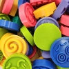 Planeta zmysłów - duży zestaw puzzli sensorycznych - emocje, dotyk i kształt - 68 el. 1+
