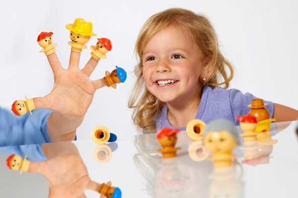 Complementary set of Mobilo blocks - Figures of the world - 18 el.