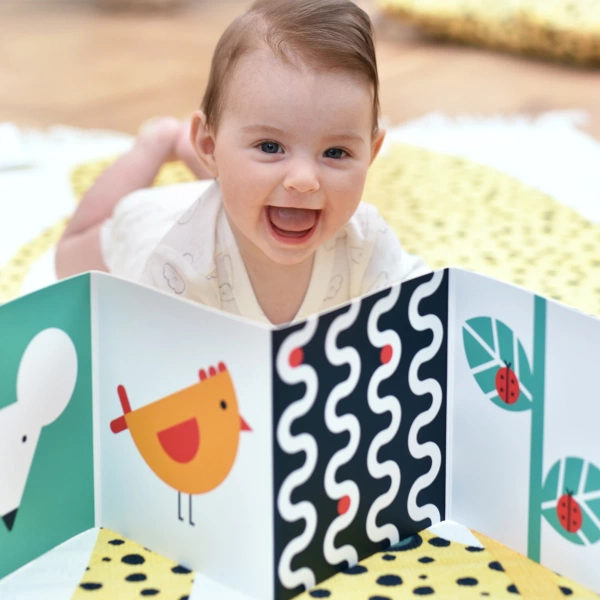 Karty kontrastowe CzuCzu Starter malucha z książeczkami harmonijkami 0-6 miesięcy