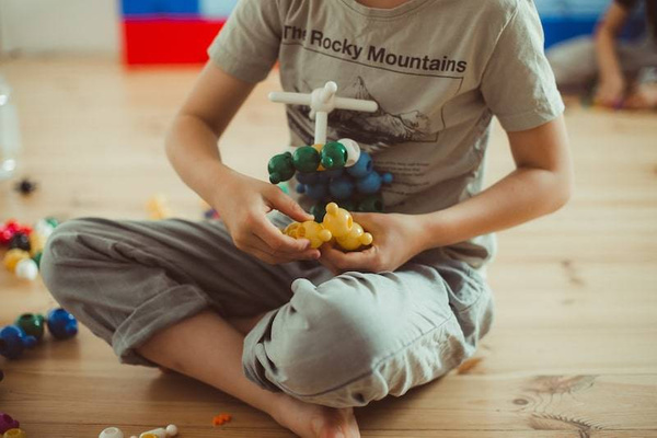 Klocki konstrukcyjne Loowi kulki zestaw edukacyjny 525 elementów 4+