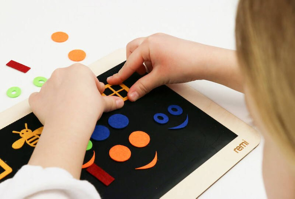 Spaghetti Pad Start tabliczka do rysowania sznurkami – Korbo 4+