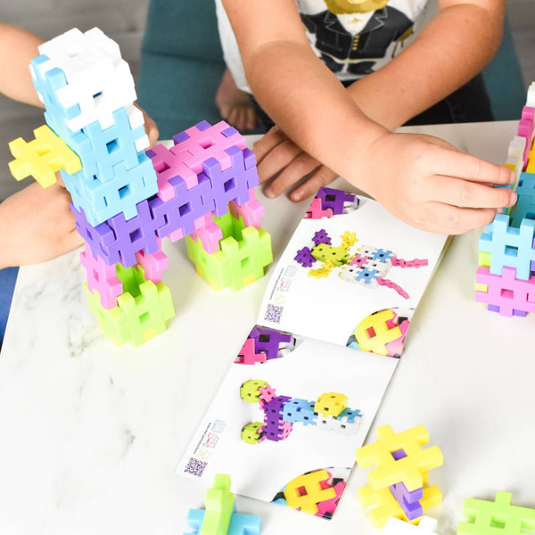 Meli Maxi Pink 50 el construction blocks.